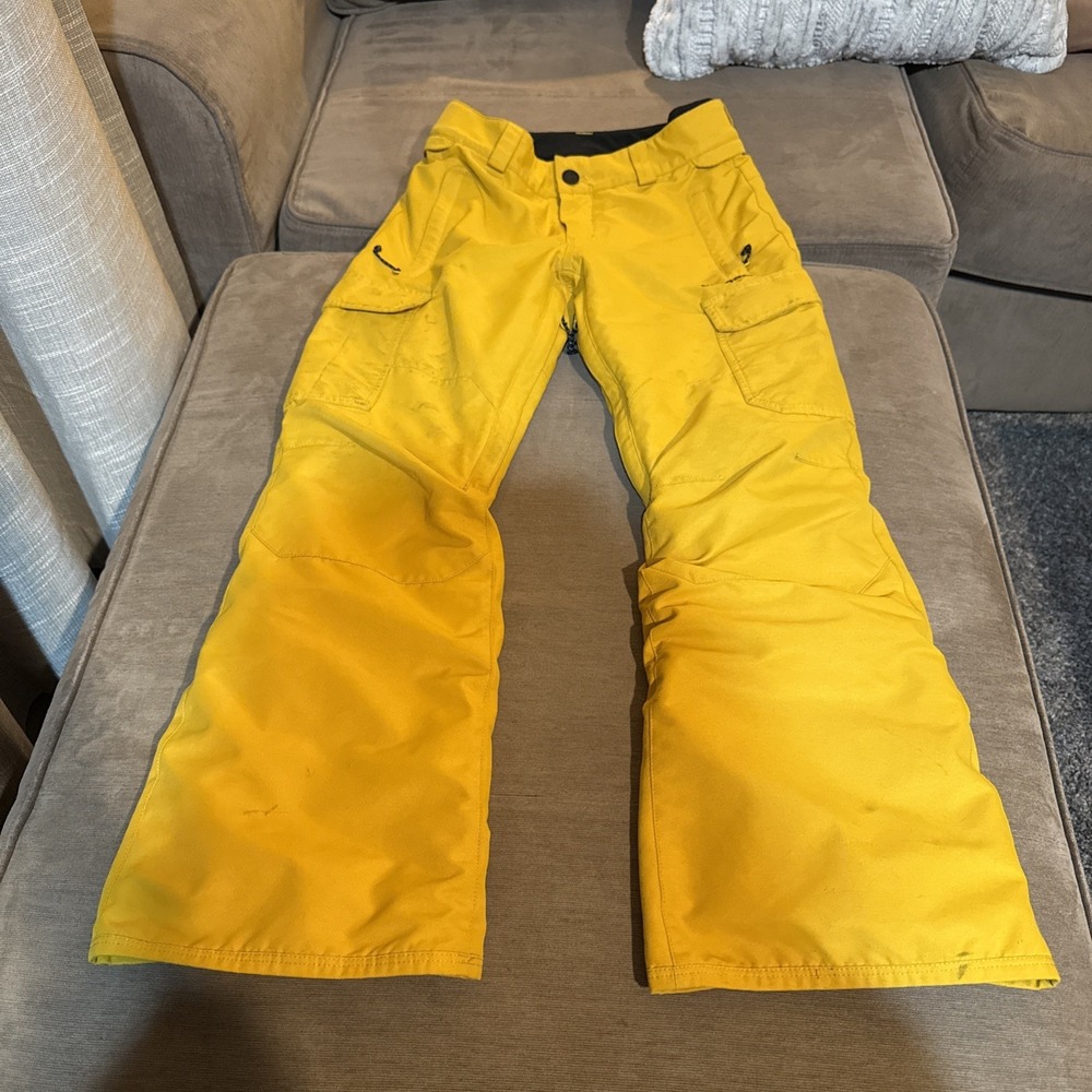 YOUTH Size 12 VOLCOM FREAKIN SNOW pants SNOWBOARD Ski Yellow Gold Used